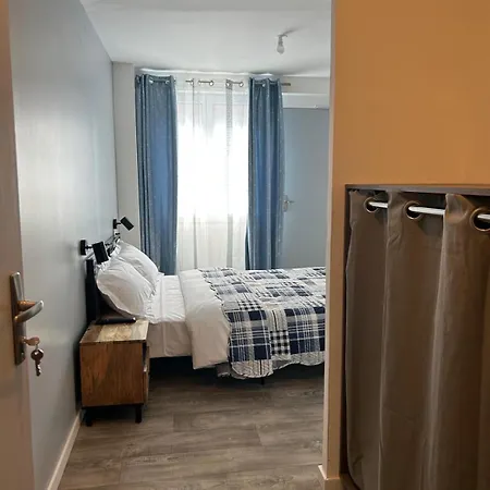 Saint - Charles Kapselhotel